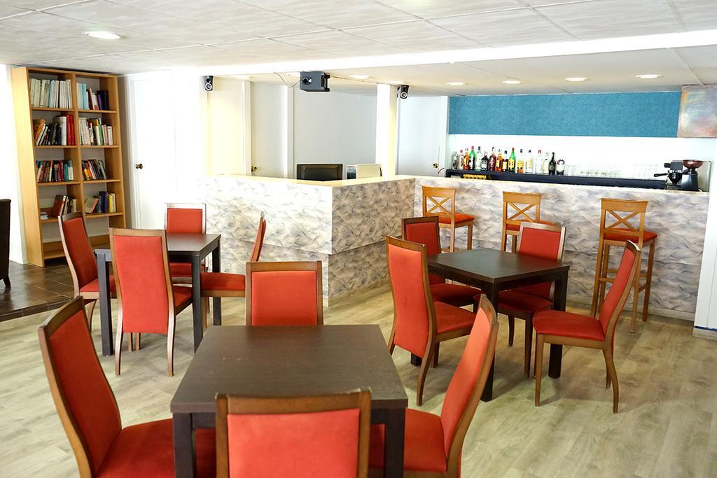 Hotel VM Torredembarra Exterior foto